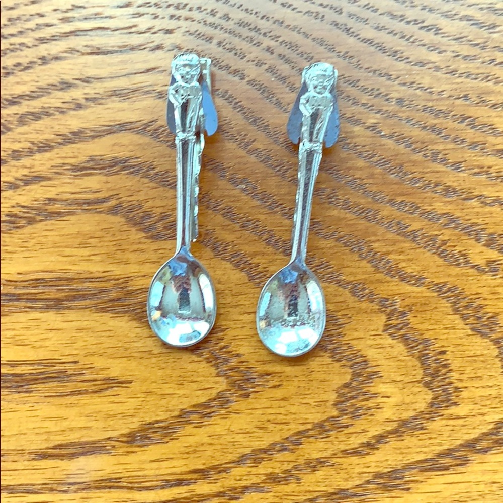 Campbell Kids Tie Clip (2)